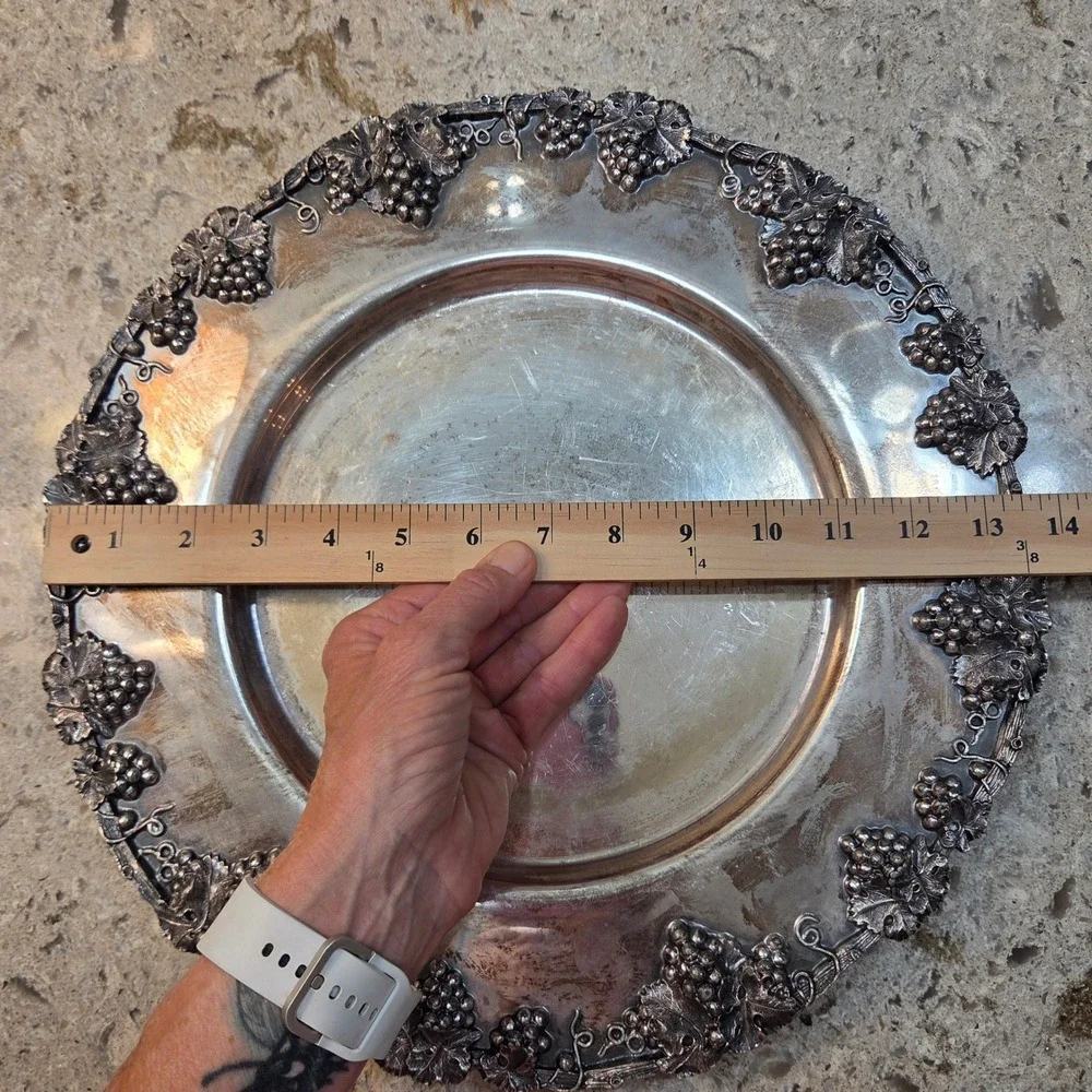 Fairpoint Silver Plate Grape Vine Charger Plate EPNS WM Mounts C05535 13.5 Inch